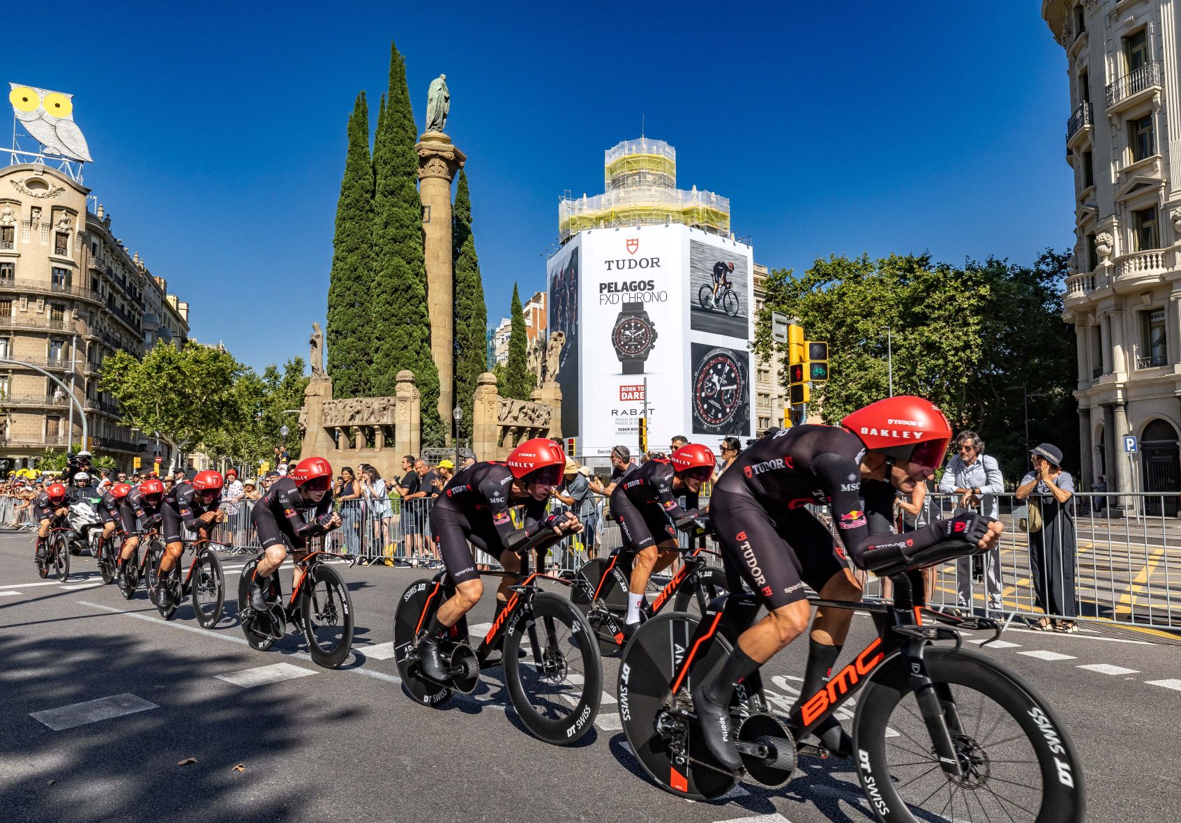 Tudor celebra el inicio del Tour de Francia en Barcelona junto al Tudor Pro Cycling Team